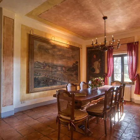 3 Bedroom Cozy In *