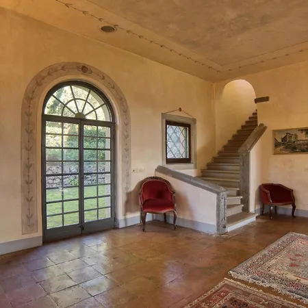 3 Bedroom Cozy In Sutri