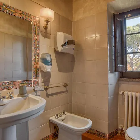 Holiday home 3 Bedroom Cozy In Sutri